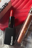 Set de cosmetiquero + sombra Glitter + labial en barra rojo marca Kosas