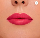 LIP CRAYÓN PATRICK TA